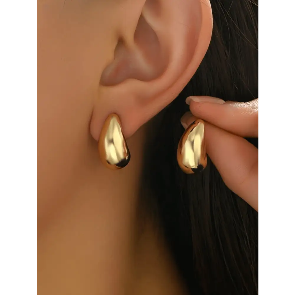 Elegant Water Drop Earrings in Silver and Yellow Gold for Women - one-size - Stud