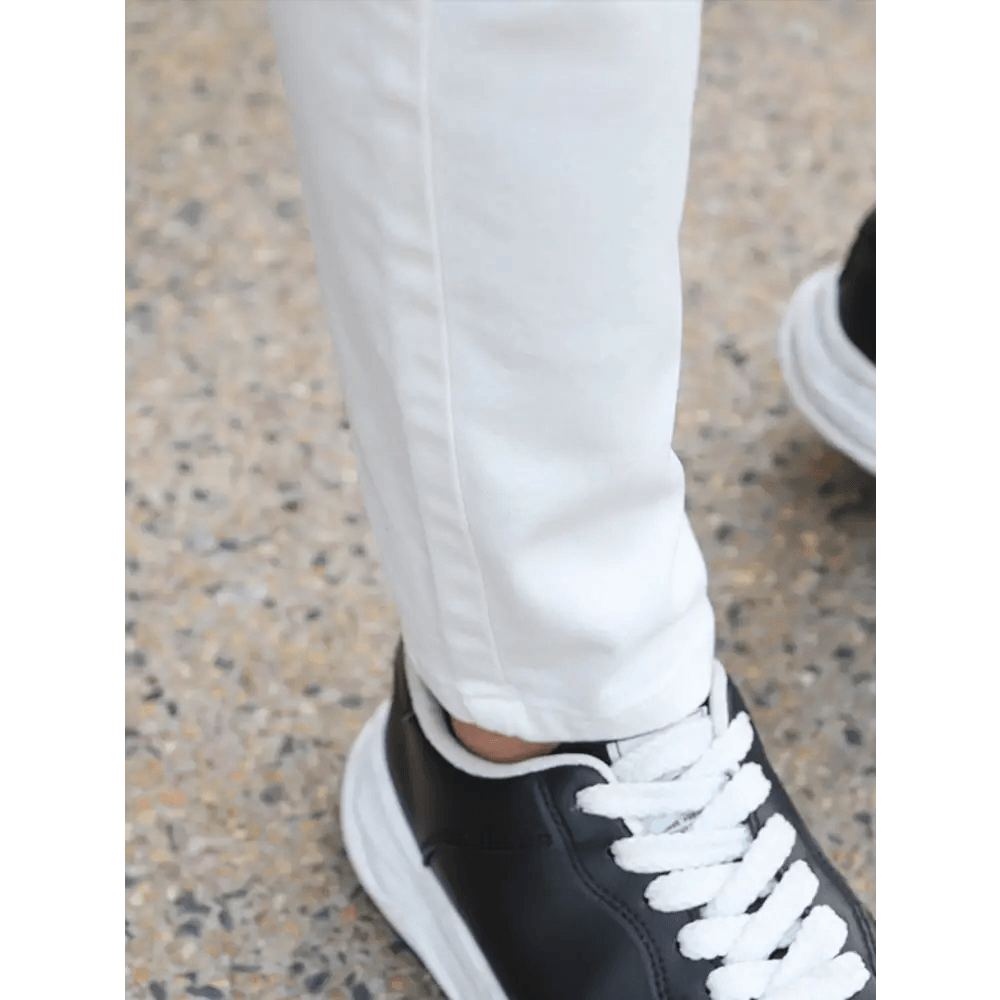 White Straight Leg Denim Jeans with Regular Fit Type for Everyday Clothing - Total Trendz